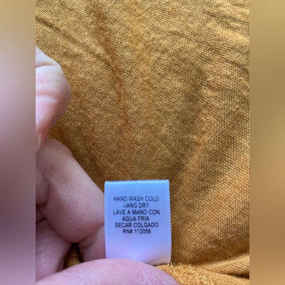 Gauzy mustard colored cardigan size medium - Picture 7 of 8